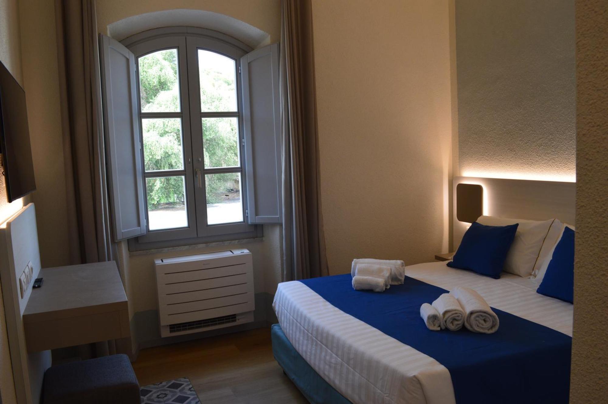 Bed & Breakfast Tanit & *